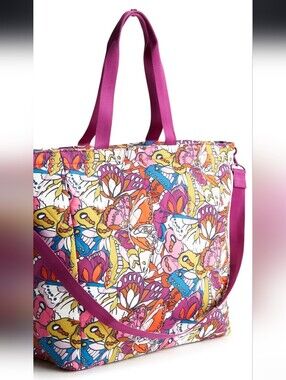 Vera Bradley Large Cooler Tote Bag  In Flutter Decor NWT